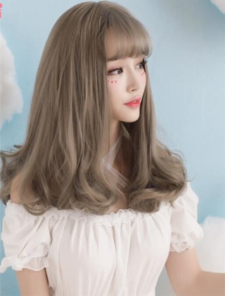 絕色女生發(fā)型圖片 顯瘦圓臉女生發(fā)型