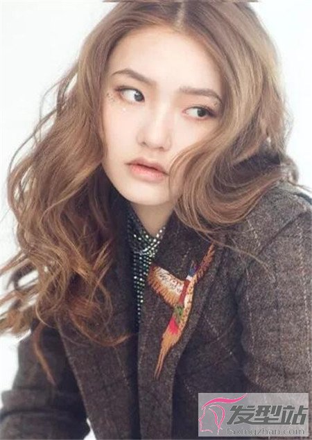 焦糖色染發(fā)