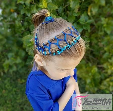 不得不學(xué)的女童編發(fā) 完美的小公主發(fā)型大盤點