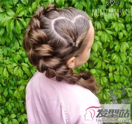 女童長(zhǎng)頭發(fā)怎么編發(fā)好看 古典小美女的可愛(ài)發(fā)型