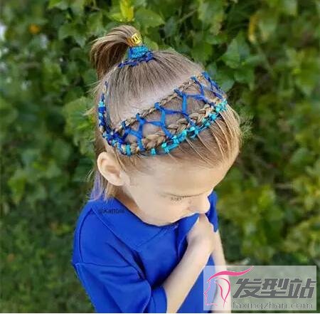 女童長頭發(fā)怎么編發(fā)好看 古典小美女的可愛發(fā)型