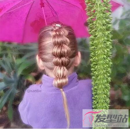 女童長頭發(fā)怎么編發(fā)好看 古典小美女的可愛發(fā)型