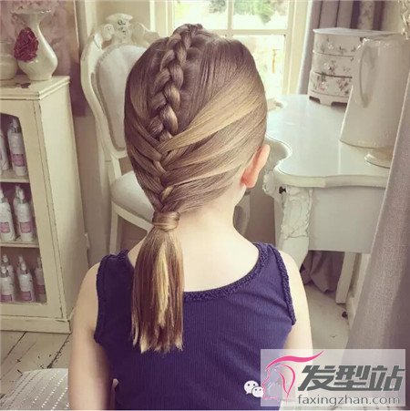 長(zhǎng)頭發(fā)女童怎么扎發(fā)好看 最有型的兒童編發(fā)