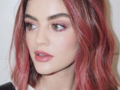 ̰l(f)ŮxLUCY HALE 傀̰l(f)
