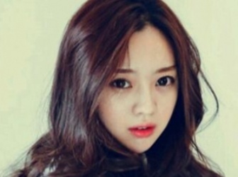 梨花頭發(fā)型中長發(fā) 打造鄰家女孩清純美 梨花頭發(fā)型中長發(fā) 打造鄰家女孩清純美