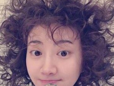 短發(fā)燙小卷發(fā)型 動感蓬松顯個性 短發(fā)燙小卷發(fā)型 動感蓬松顯個性