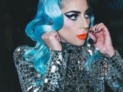 2019Ⱦl(f)ָ(bio)Lady GagaKylie Jenner{(ln)l(f)ɫᳱ