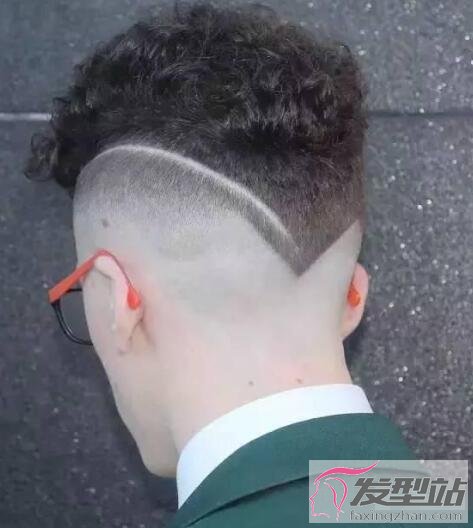 男生后腦勺v字發(fā)型
