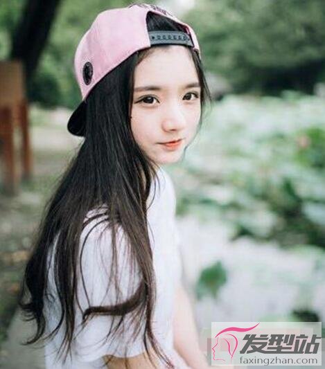 娃娃臉女生時(shí)尚發(fā)型