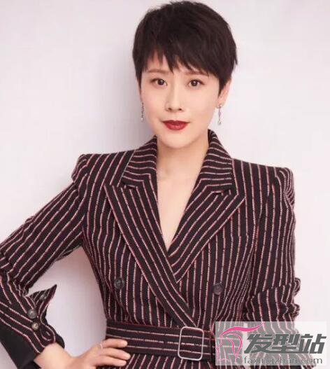 女領導干練發(fā)型
