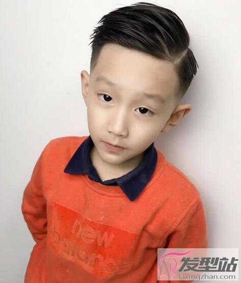 小男孩時尚發(fā)型