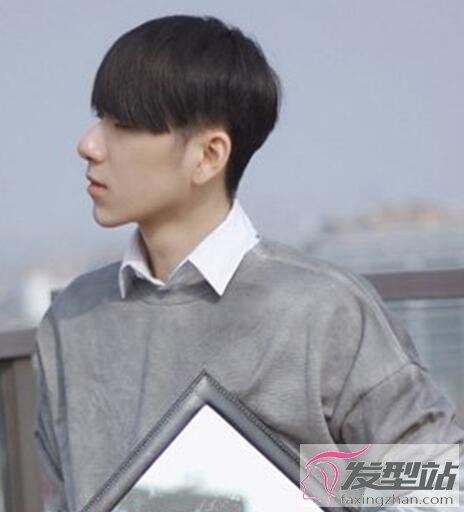 男生離子燙發(fā)型