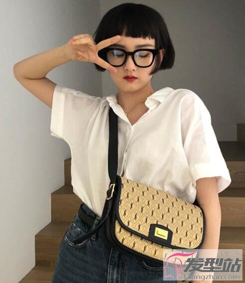 赫本風短發(fā)發(fā)型