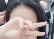 頭發(fā)拉直和柔順主要區(qū)別在哪里 經(jīng)常拉頭發(fā)對頭發(fā)好嗎