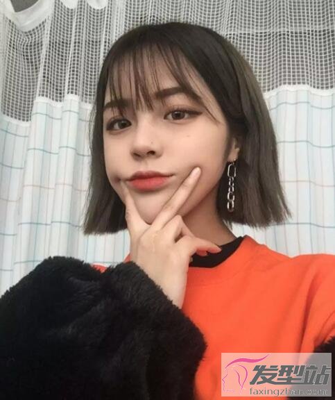 女生短直發(fā)發(fā)型