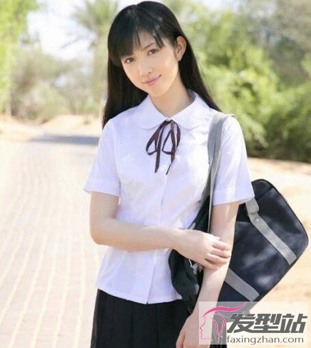 劉海黑長直發(fā)型