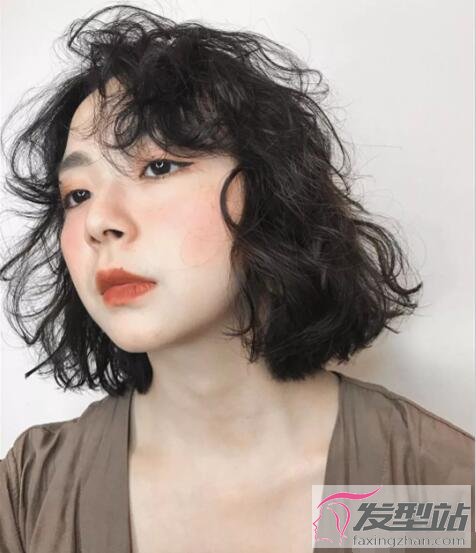 頭發(fā)少女生劉海發(fā)型