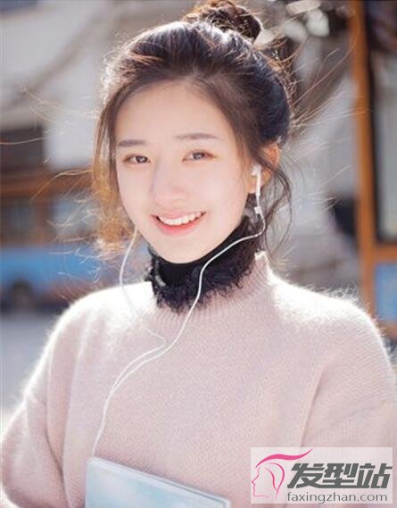 嬰兒肥女生扎發(fā)發(fā)型