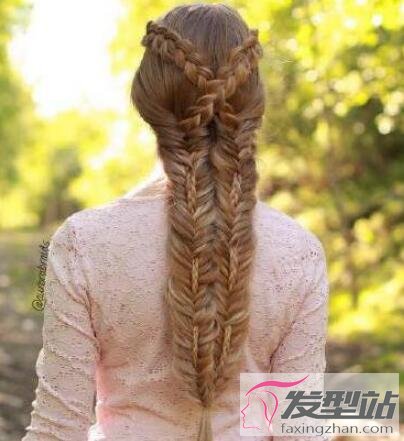 森女風(fēng)魚骨辮編發(fā)