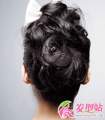 發(fā)飾亮點(diǎn)