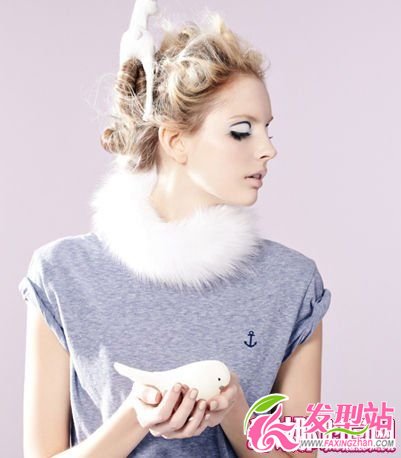 “小鹿美女”才是真森女 溫暖皮草唯美發(fā)飾