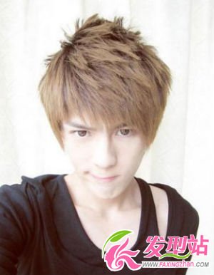 90后青春男生發(fā)型 時(shí)尚帥氣最搶眼