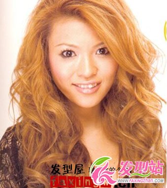 接發(fā)發(fā)型 讓你感受長發(fā)的嫵媚