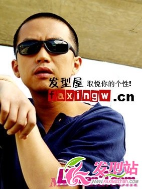男士短發(fā)/寸頭發(fā)型設(shè)計
文章來源:www.daban5.com(打扮網(wǎng))