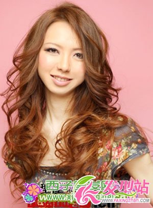 方臉女生適合發(fā)型圖片