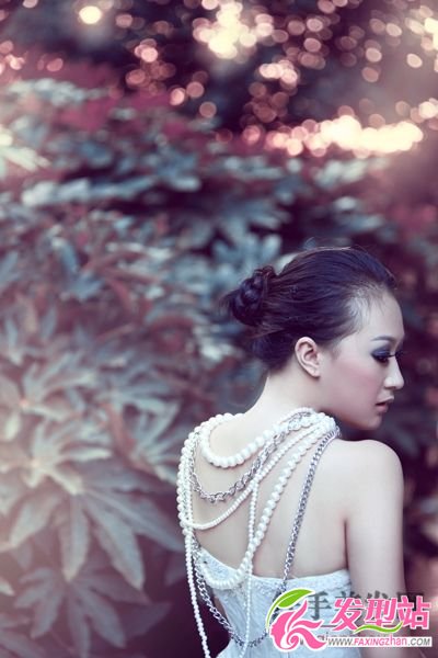 三類風(fēng)格發(fā)型演繹美艷造型 三類風(fēng)格發(fā)型演繹美艷造型