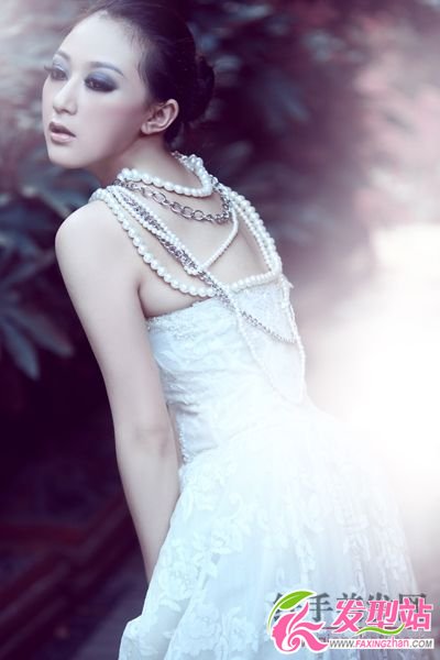 三類風(fēng)格發(fā)型演繹美艷造型 三類風(fēng)格發(fā)型演繹美艷造型