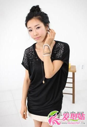 最佳發(fā)型服裝搭配 長發(fā)發(fā)型蝙蝠袖上衣 最佳發(fā)型服裝搭配 長發(fā)發(fā)型蝙蝠袖上衣