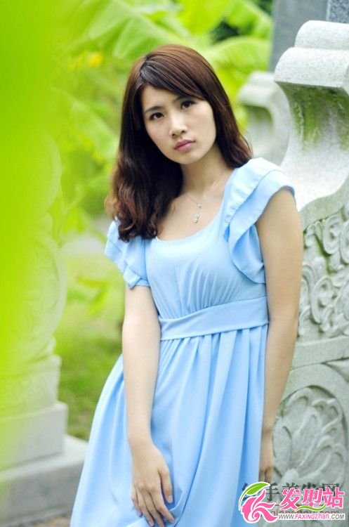 農(nóng)家樂少女中長發(fā)發(fā)型圖片 農(nóng)家樂少女中長發(fā)發(fā)型圖片
