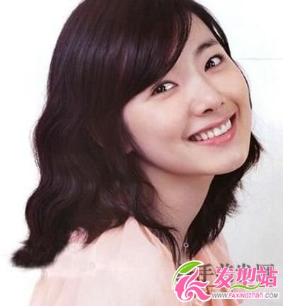 日韓時尚雜志中長發(fā)發(fā)型圖片欣賞 日韓時尚雜志中長發(fā)發(fā)型圖片欣賞