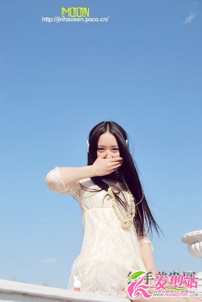 尖臉配直發(fā)卷發(fā)盤發(fā)對(duì)比 看看哪種好 尖臉配直發(fā)卷發(fā)盤發(fā)對(duì)比 看看哪種好
