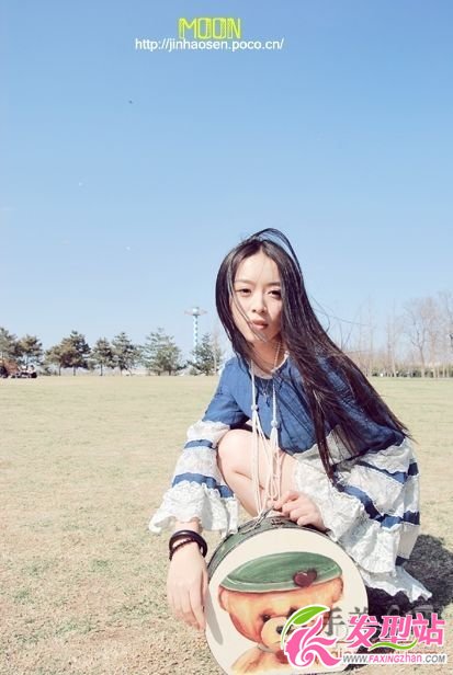 尖臉配直發(fā)卷發(fā)盤發(fā)對比 看看哪種好 尖臉配直發(fā)卷發(fā)盤發(fā)對比 看看哪種好