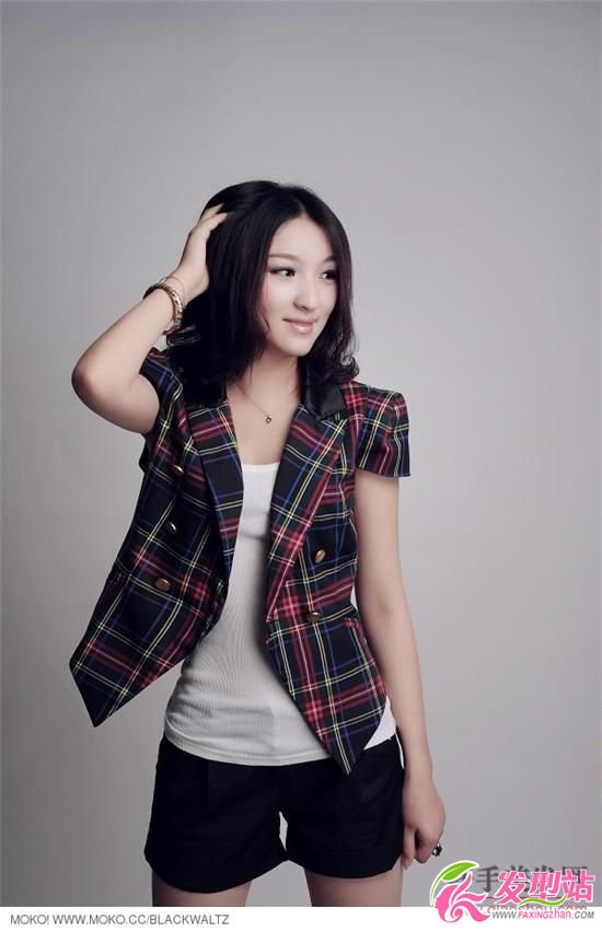 氣質(zhì)與風(fēng)格的改變?nèi)堪l(fā)型服裝的搭配 氣質(zhì)與風(fēng)格的改變?nèi)堪l(fā)型服裝的搭配