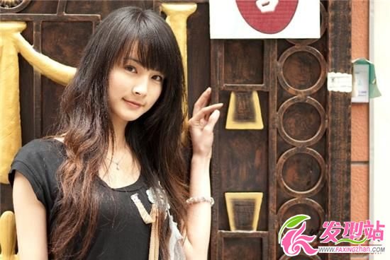 蓬松長(zhǎng)發(fā)發(fā)型可愛(ài)女孩兒圖片欣賞 蓬松長(zhǎng)發(fā)發(fā)型可愛(ài)女孩兒圖片欣賞