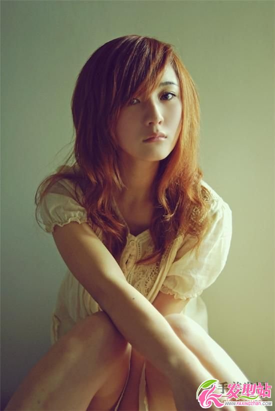 快看長(zhǎng)臉型發(fā)型設(shè)計(jì)圖片 快看長(zhǎng)臉型發(fā)型設(shè)計(jì)圖片