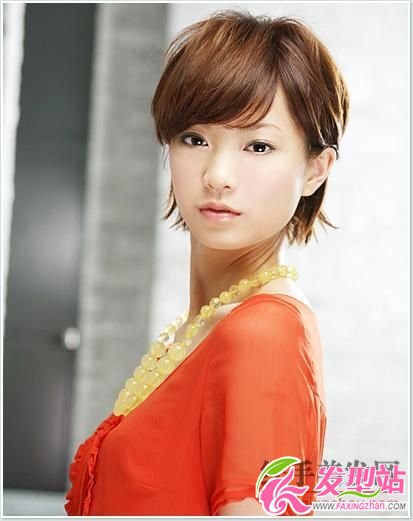 推薦10款新盤(pán)發(fā) 讓你掩蓋夏日肥臉 推薦10款新盤(pán)發(fā) 讓你掩蓋夏日肥臉