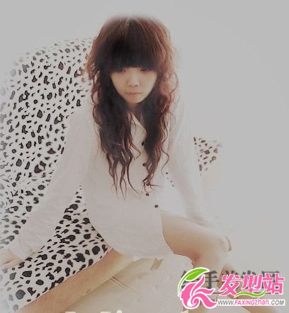 非主流個性長卷發(fā)美眉成熟宣言 非主流個性長卷發(fā)美眉成熟宣言
