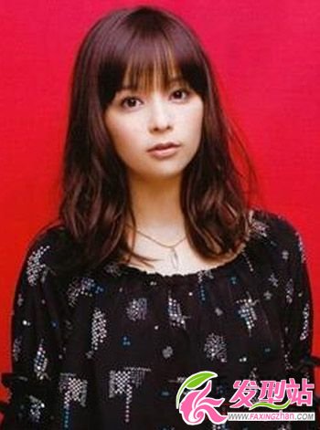 日韓直發(fā)欣賞 簡約時(shí)尚永不過時(shí) 日韓直發(fā)欣賞 簡約時(shí)尚永不過時(shí)