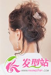 盤發(fā)定律 秀出明星光彩 盤發(fā)定律 秀出明星光彩