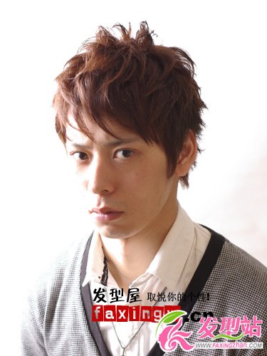 2012年最新日系男士發(fā)型 流線感發(fā)絲潮流今年