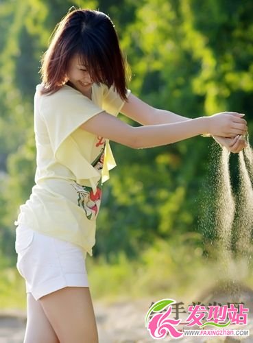 青春無(wú)敵之沙灘嬉戲 青春無(wú)敵之沙灘嬉戲