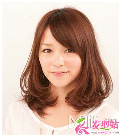 拒絕平淡 初秋溫婉編發(fā)DIY(組圖)