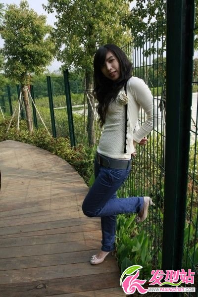 廈門美女最新倒春街拍發(fā)型1 廈門美女最新倒春街拍發(fā)型