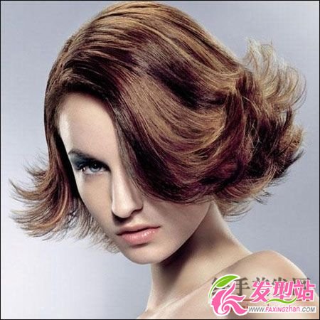 某歐美時(shí)尚雜志短發(fā)圖片欣賞 某歐美時(shí)尚雜志短發(fā)圖片欣賞