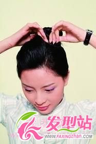 看直發(fā)盤發(fā)簡(jiǎn)單幾步搞定 看直發(fā)盤發(fā)簡(jiǎn)單幾步搞定