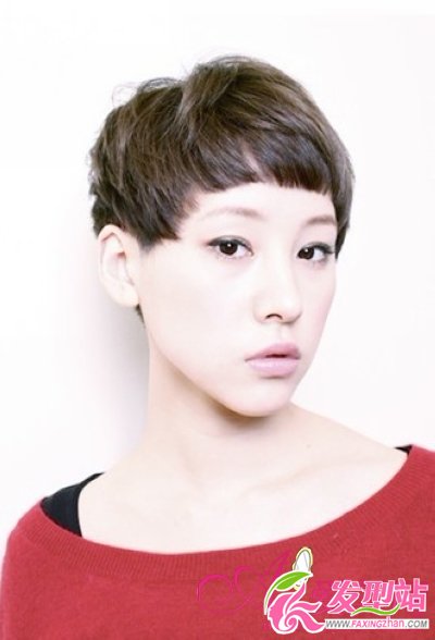 2012最新清涼女生超短發(fā) 帥氣又養(yǎng)眼